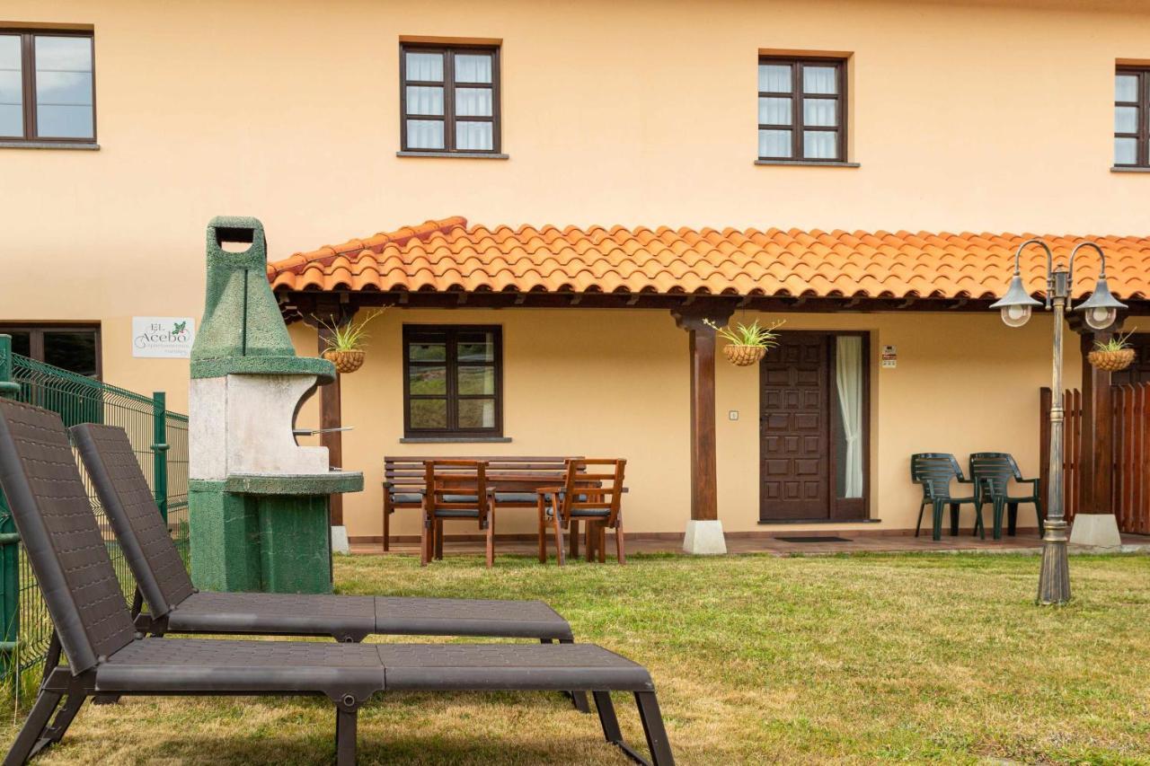 Apartamentos El Acebo Naves  Bagian luar foto