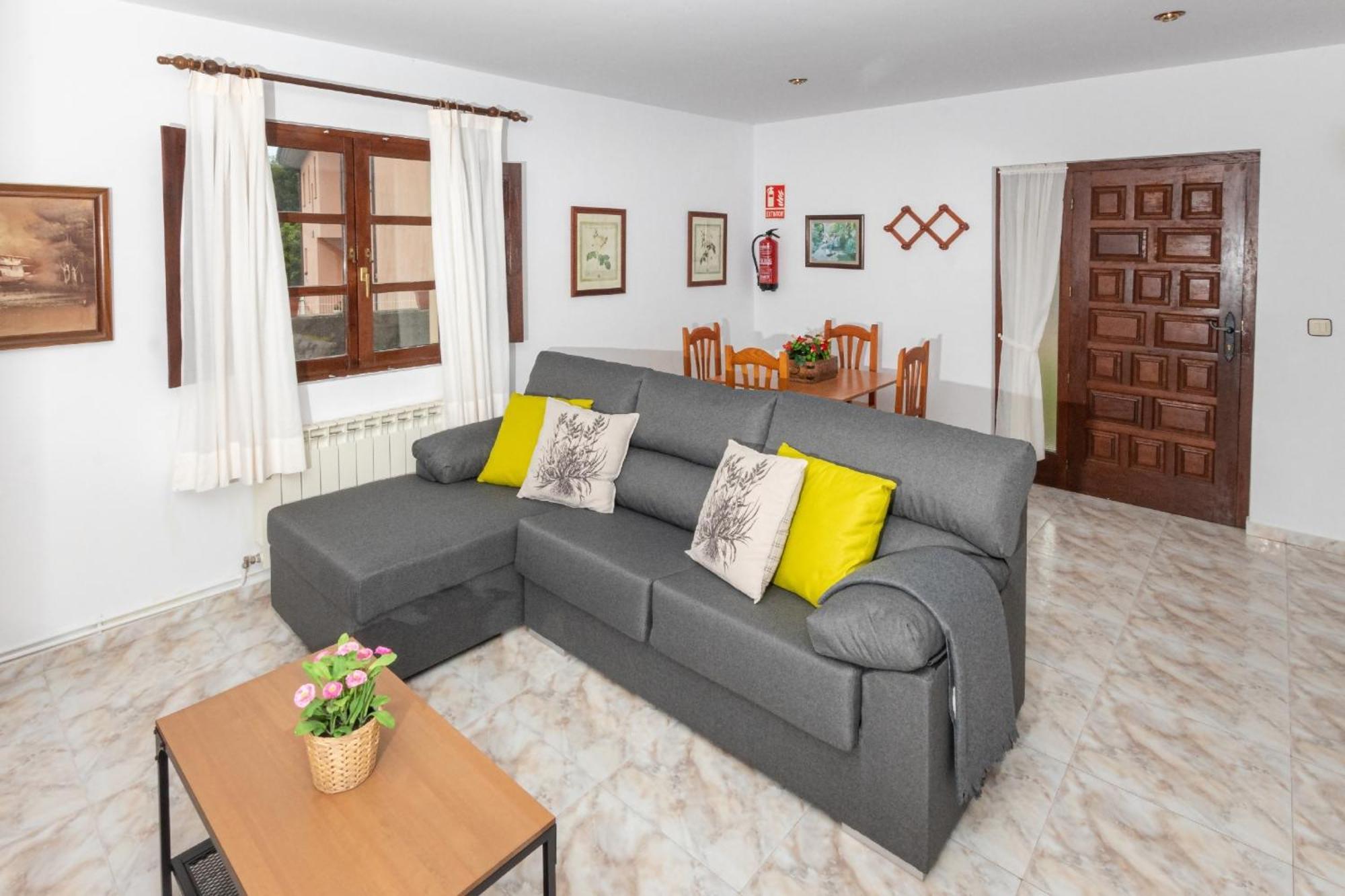 Apartamentos El Acebo Naves  Bagian luar foto