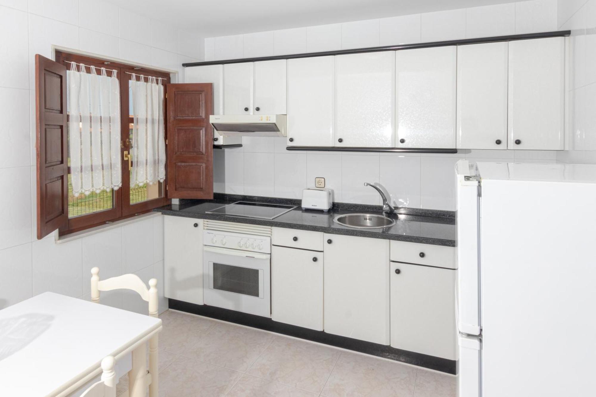 Apartamentos El Acebo Naves  Ruang foto