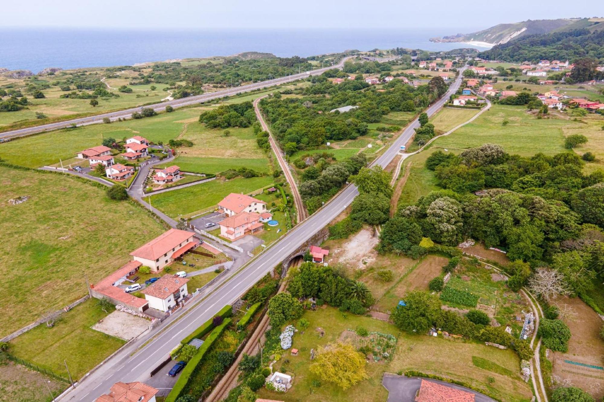 Apartamentos El Acebo Naves  Bagian luar foto